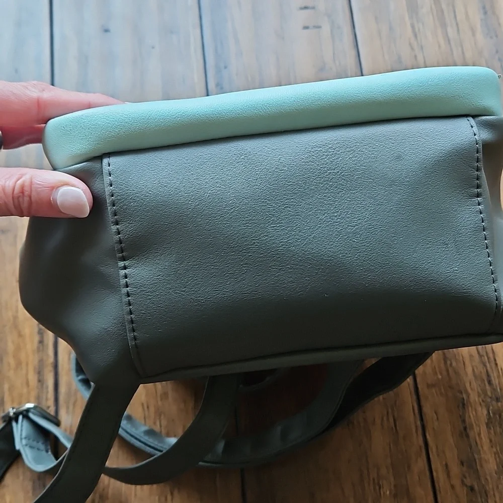 Loungefly figaro backpack